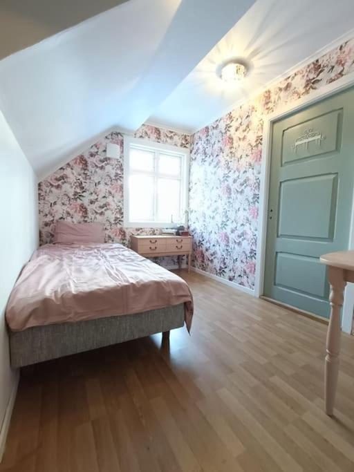 Charming House In Ulsteinvik With Free Parking 빌라 외부 사진